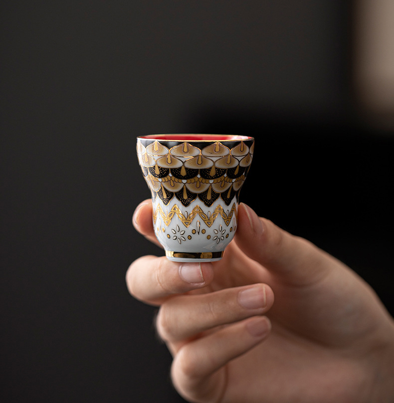 Dunhuang ‘Celestial Feathers‘ Enamel & Gilded Porcelain Tea Set - Image 9