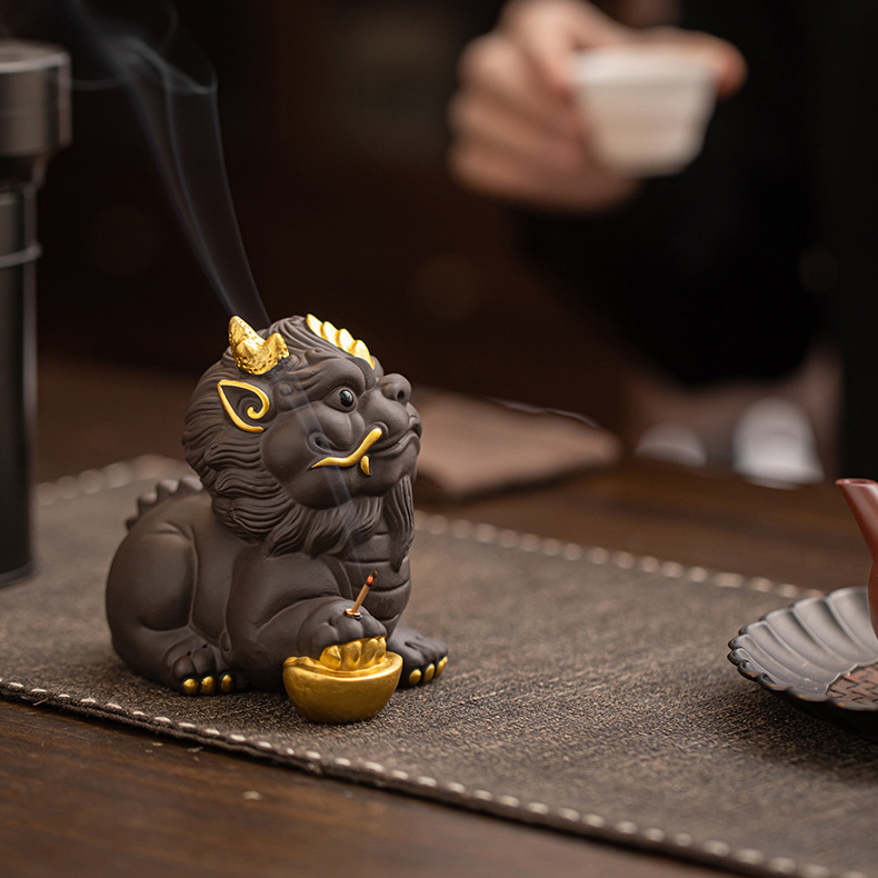 Pixiu Zisha Tea Pet Incesnse Holder - Image 3